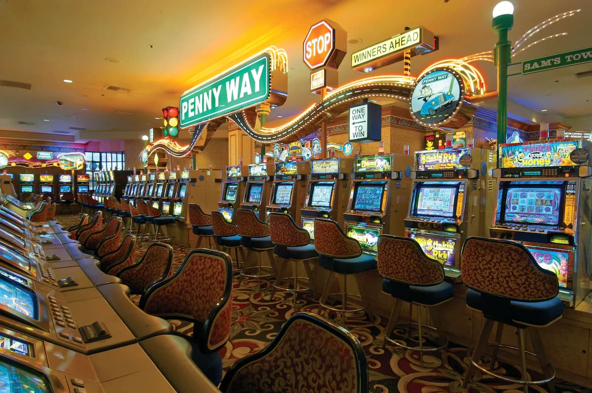 Sam's Town Hotel & Gambling Hall - 8