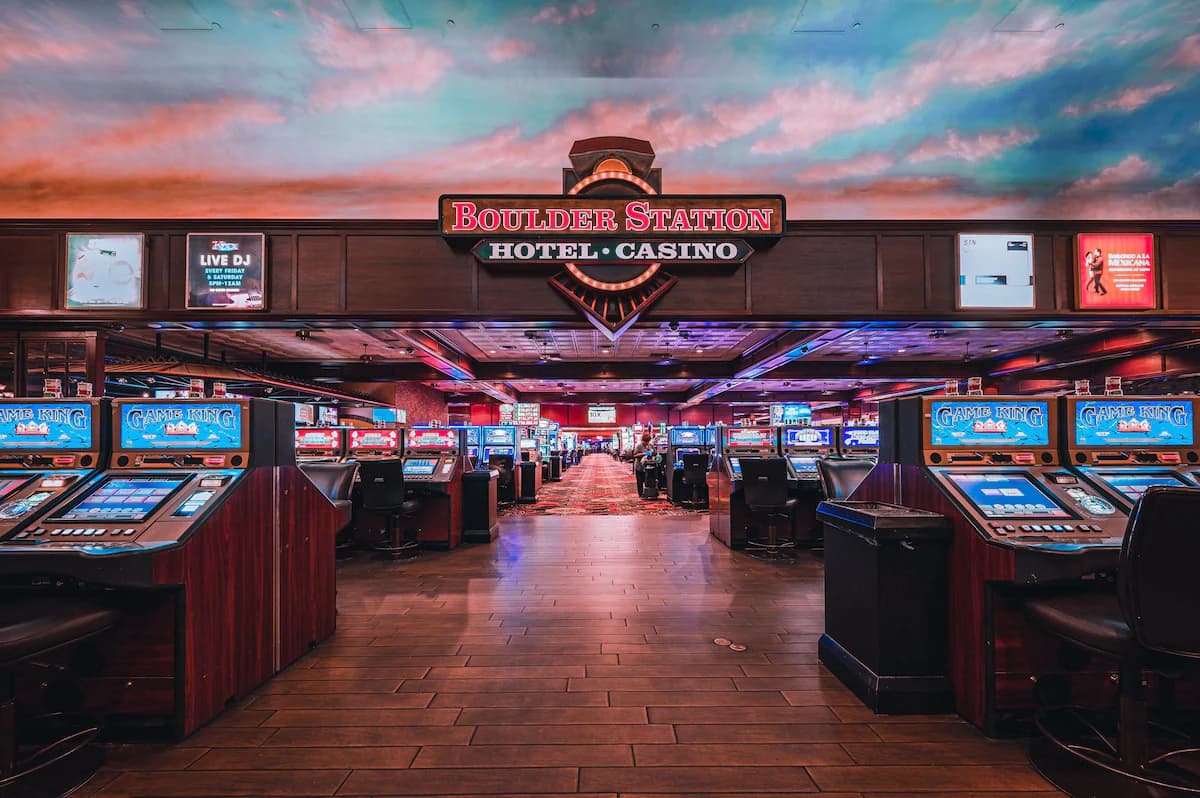 Boulder Station Hotel & Casino - 6