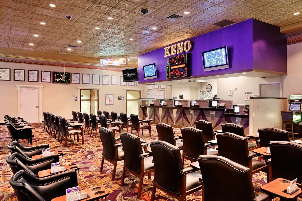 The Orleans Hotel & Casino - 7