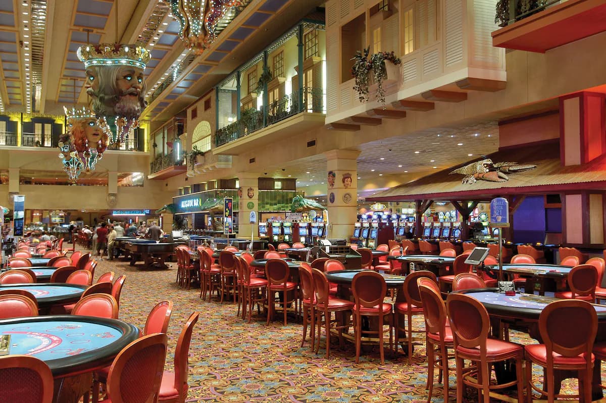 The Orleans Hotel & Casino 4