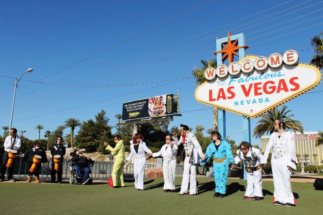 Welcome to Fabulous Las Vegas Sign 4