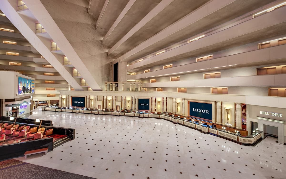 Luxor Hotel & Casino 2