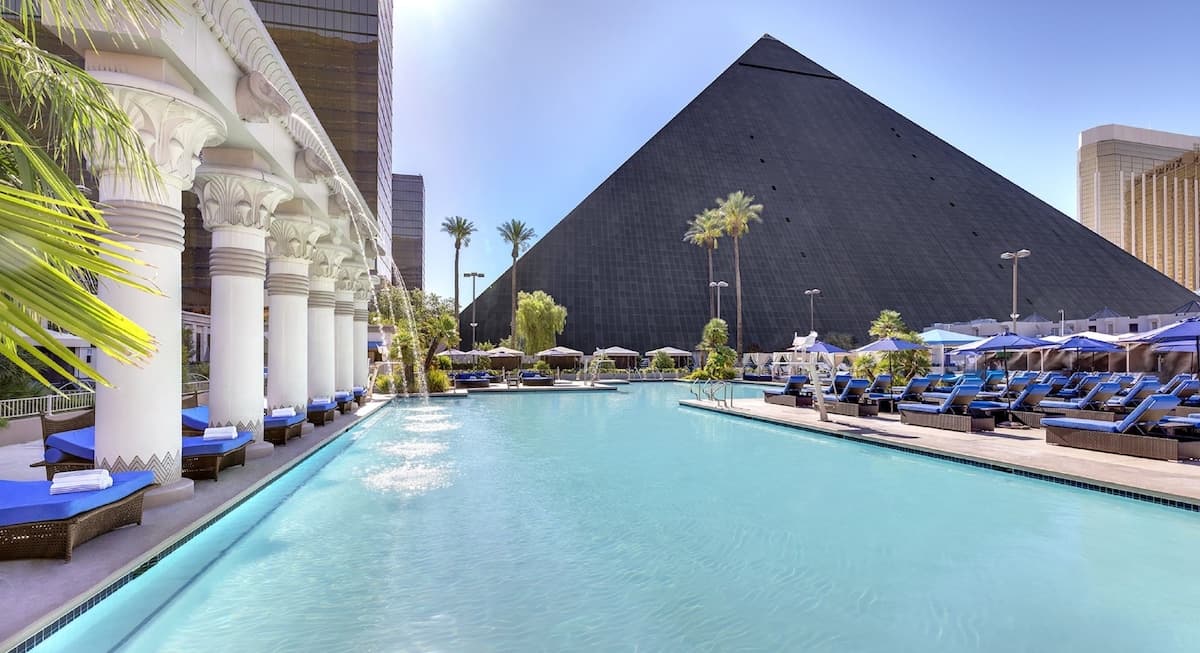 Luxor Hotel & Casino 22