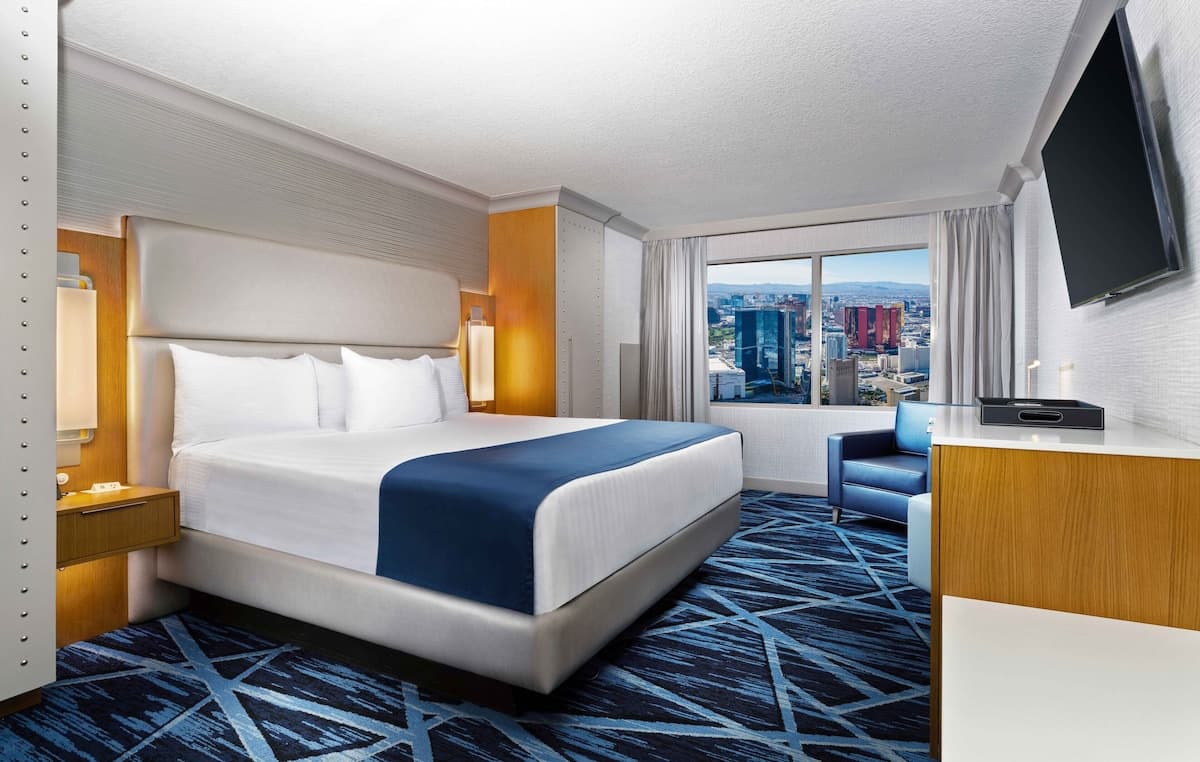 The STRAT Hotel, Casino & Tower 13