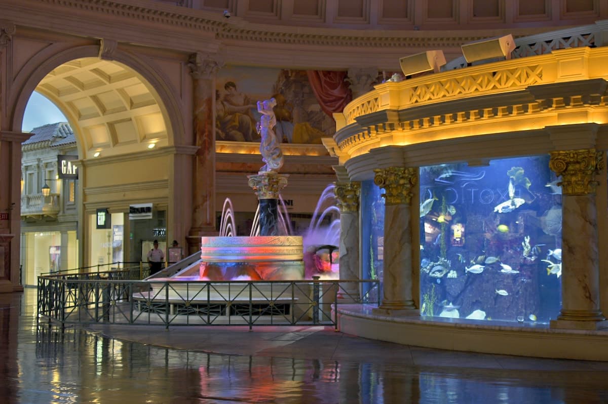 Caesars Palace 4