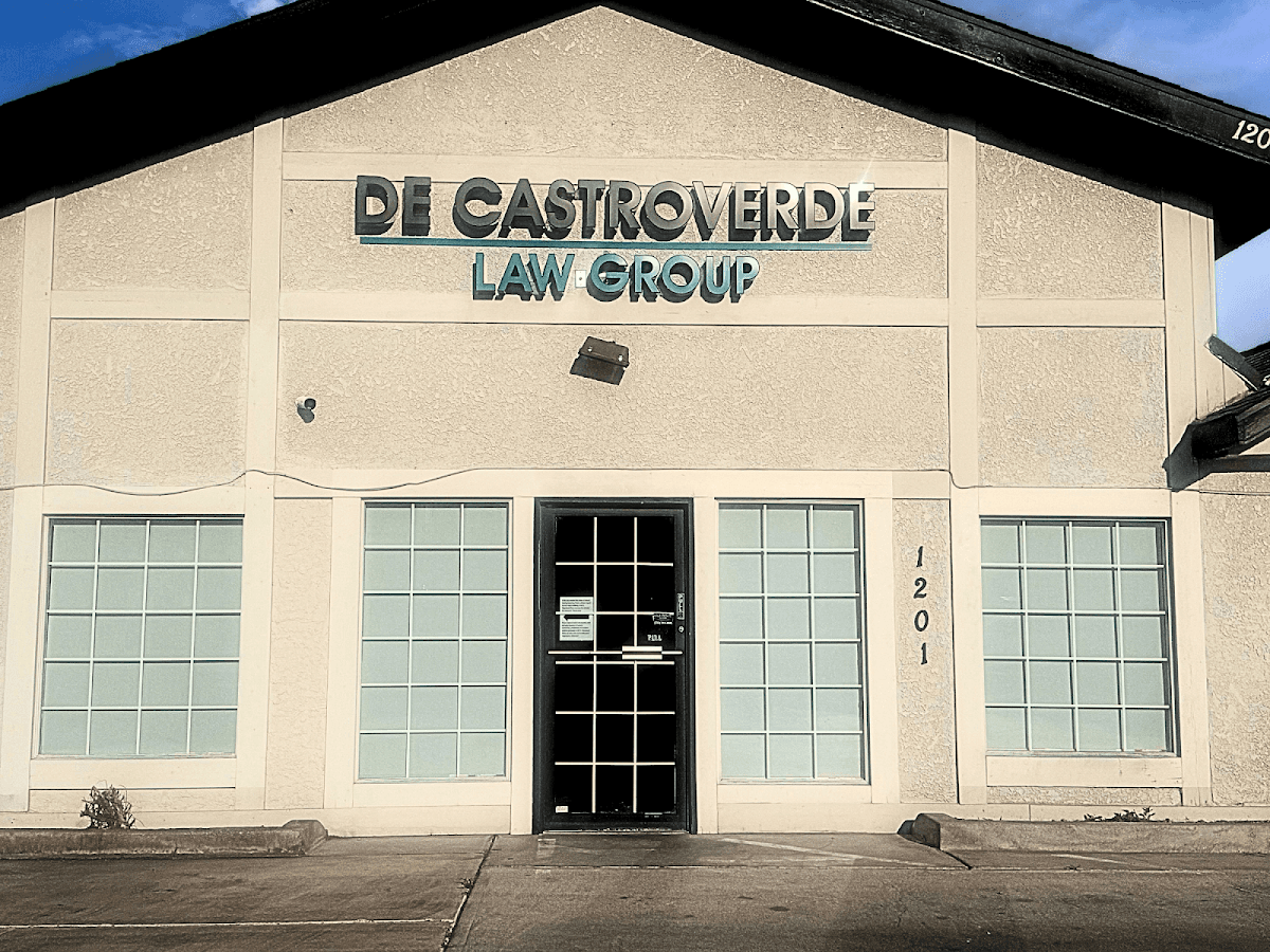 De Castroverde Law 2