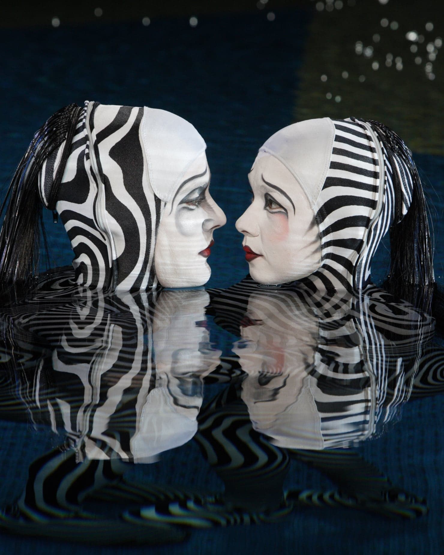 "O" by Cirque du Soleil - 6
