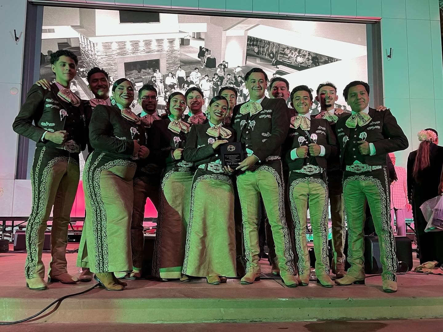 Mariachi Paloma Azteca - 10