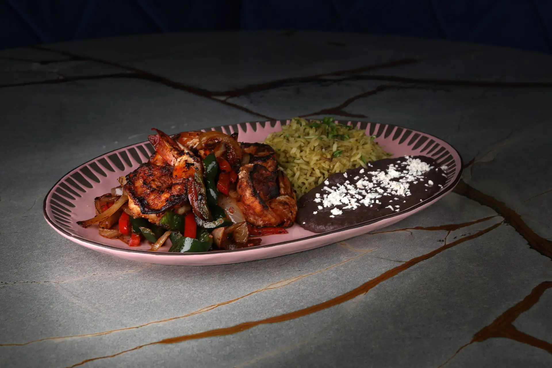 La Neta Cocina y Lounge - 3