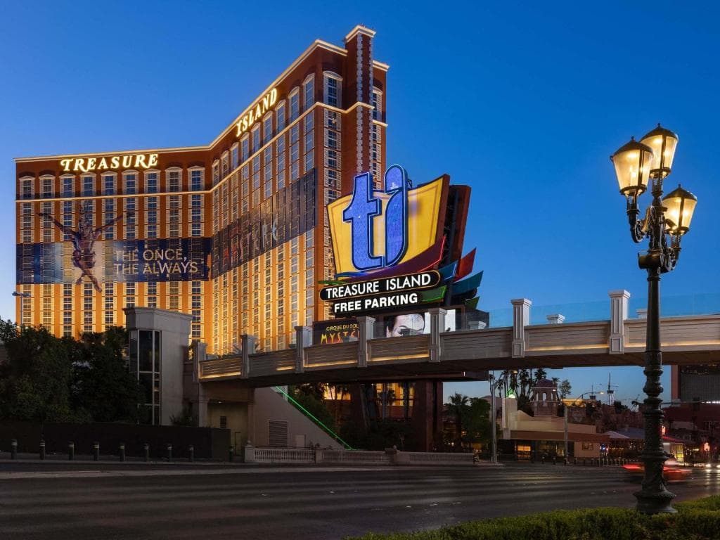 Treasure Island Hotel & Casino 25