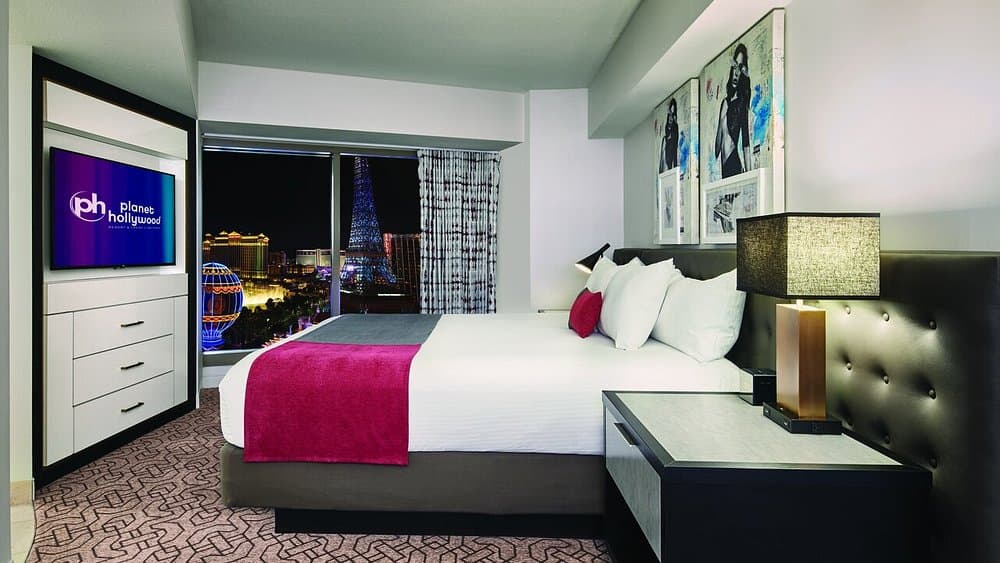 Planet Hollywood Resort and Casino - 9