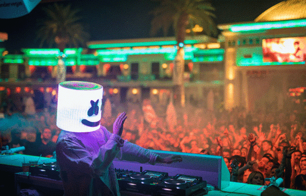 Encore Beach Club 5