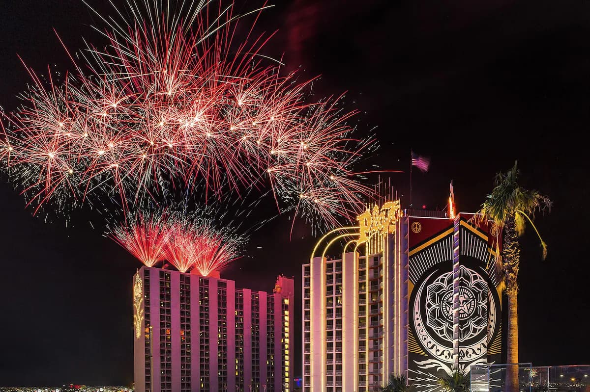 Plaza Hotel & Casino - 9