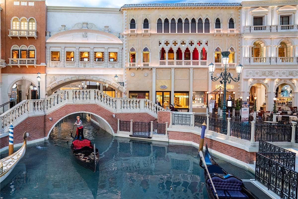 Gondola Rides at The Venetian - 3
