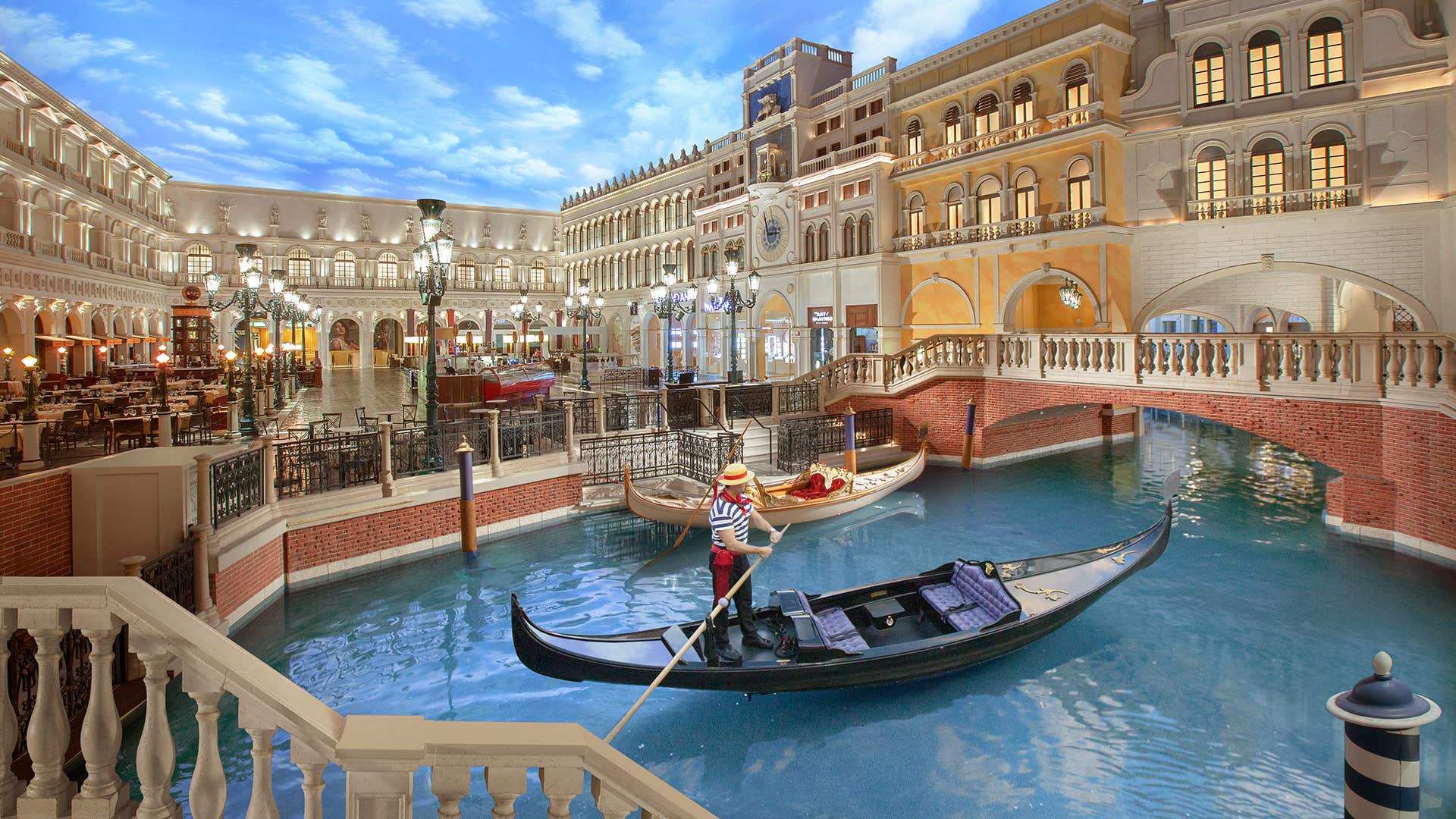 Gondola Rides at The Venetian - 4